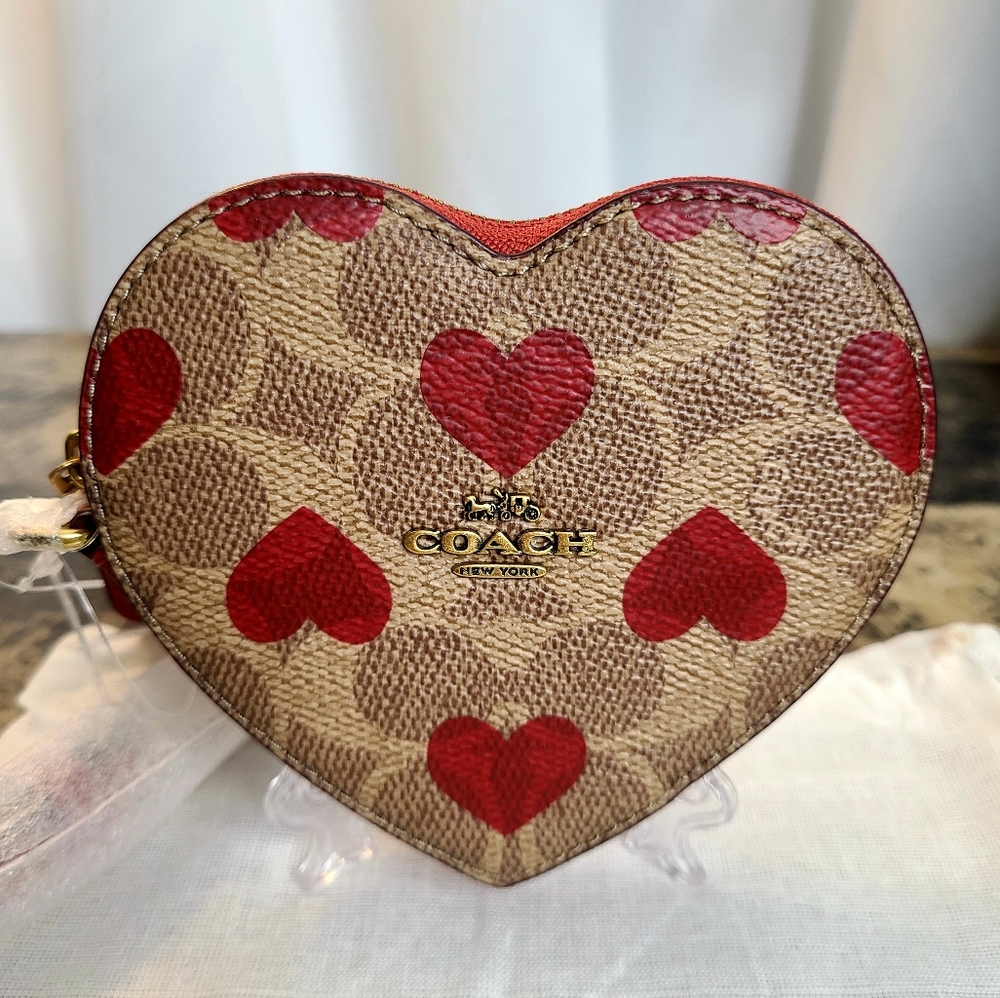Heart Wristlet In Signature Canvas With Heart Print